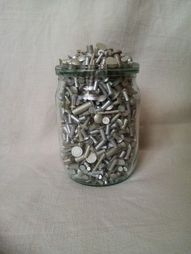 Заклёпки авиационные