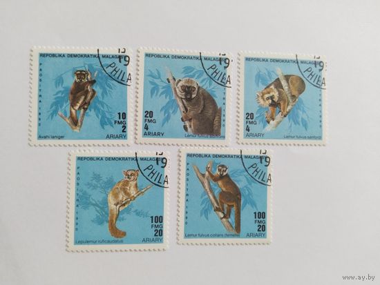 Мадагаскар 1990 5м лемуры