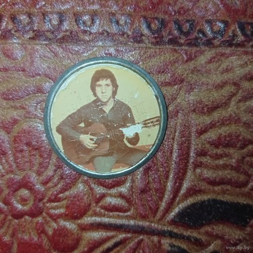 Значек. В.Высоцкий. значек ссср