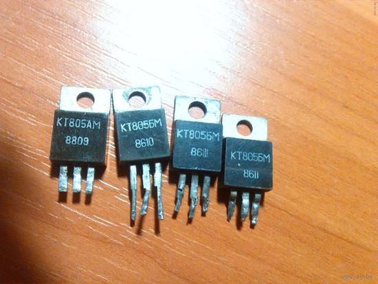 КТ805