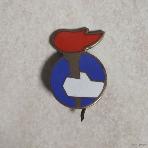 Редкий знак. 4-й фестиваль студентов. Каунас. Политехнический институт. 1960 год. Горячие эмали.