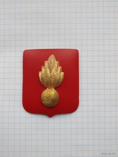 Бельгия. Кокарда на берет гренадера