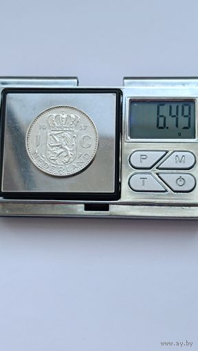 1 гульден  1957 года Нидерланды - Юлиана. Серебро 720. Монета не чищена. 937