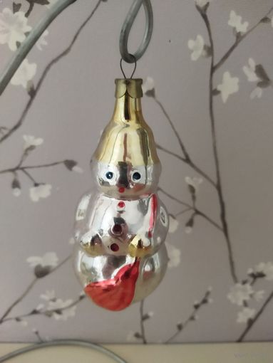 Елочная игрушка снеговик
