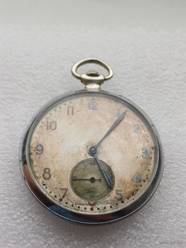 Все лоты с 1р.Карманные часы тикают