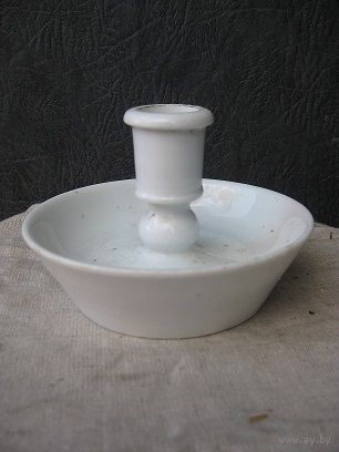 Подсвечник фарфоровый