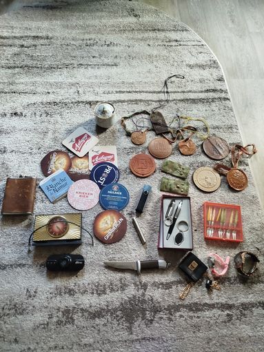 Лот различного барахла,ничего не проверялось,с рубля