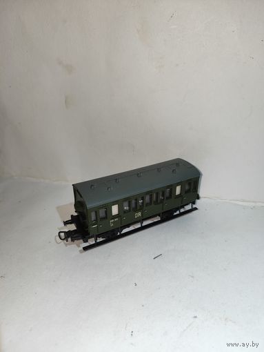 Пассажирский вагон PIKO НО. 1:87. 16,5 мм.