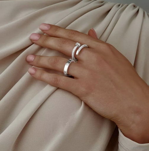 Набор из двух колец,-медицинский сплав (размер 20)