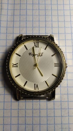 Часы кварцевые