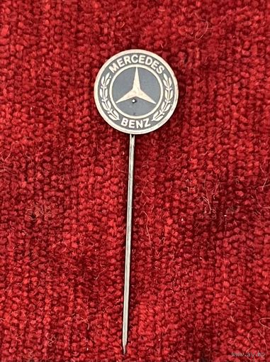 Логотип Mercedes-Benz