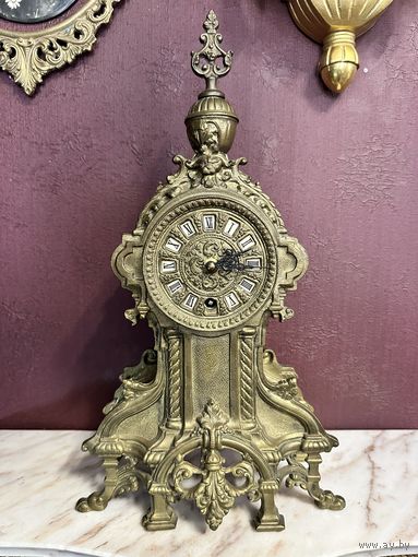 Старинные механические часы, бронза, полностью обслужены, Европа, много лотов с рубля