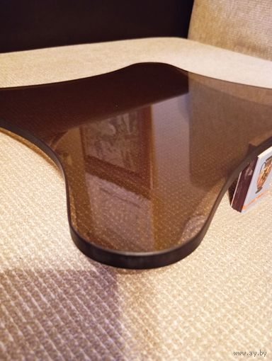 - Стекло ФИГУРНОЕ 4 шт Тонированное Толщина 8 мм , 44.5х44.5 см внешний размер Можно в розницу