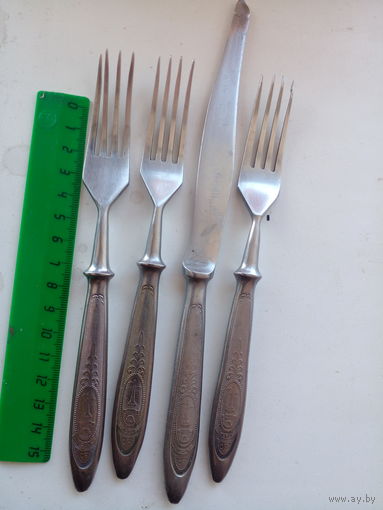 Вилки и нож. СБ КЗ 1961 з-д им.Куйбышева 4 шт. ЗА ВСЕ