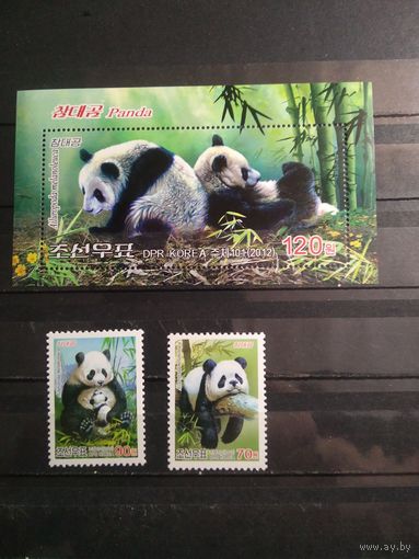 КНДР 2012 г. Медведи.