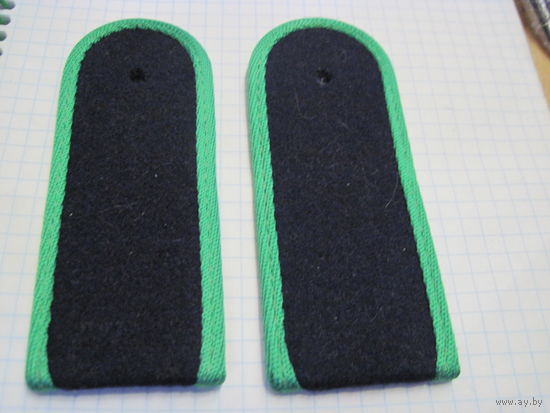 Погоны пограничника ГДР. Торги!