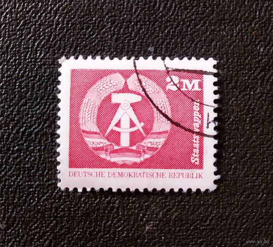 Марка ГДР 1980 год Герб