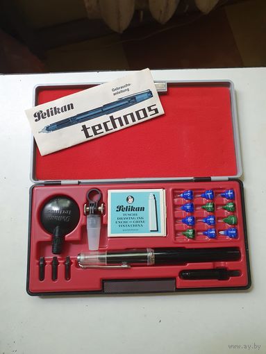 Pelican Technos. Набор для черчения. Винтаж.