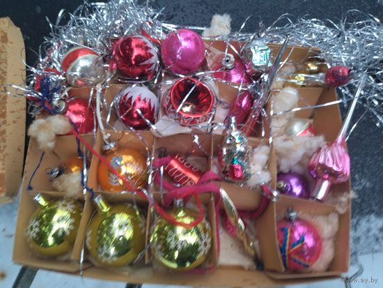 Елочные игрушки