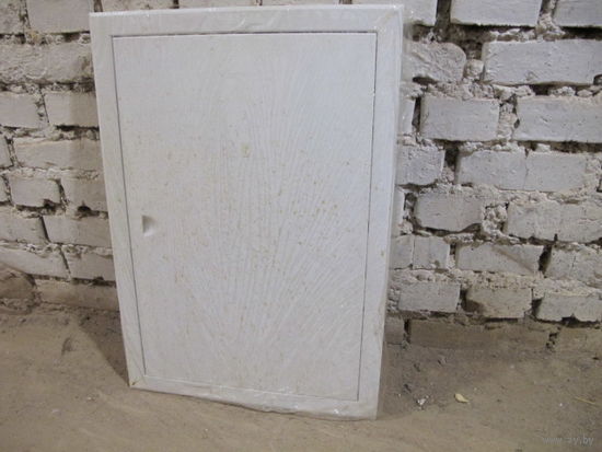 Люк-дверца ревизионная металлическая на магните (400х600)