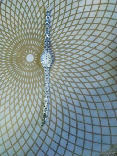 Часы наручные Луч с браслетом.Состояние на скане. В коллекцию,ремонт,на запчасти.