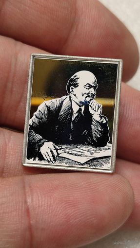Значок Ленин,200 лотов с 1 рубля!!!