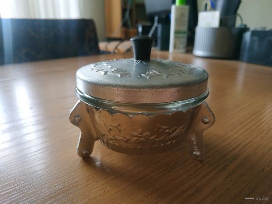Красивая винтажная горчичница, солонка, икорница. СССР, вторая половина прошлого века.