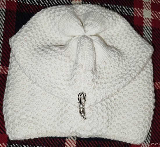 Шапка женская. Новая.