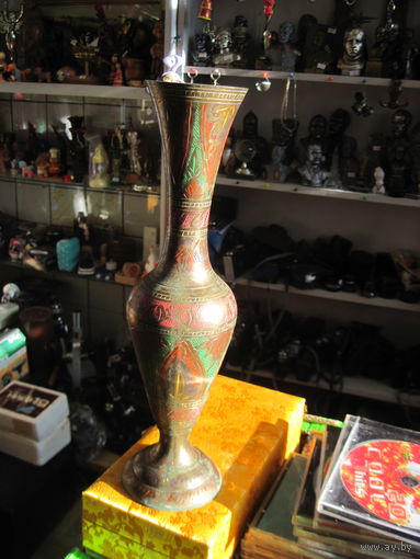 Ваза латунная индийская 34 см.