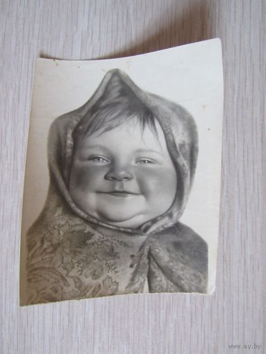 Фото девочки в платке 1927 г.