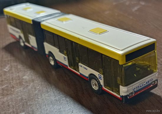 Модель автобуса Mercedes-Benz O405GN2 1/87 металл.