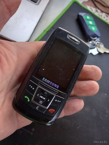 Мобильный телефон Samsung SGH E-250 слайдер