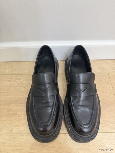 Кожаные лоферы