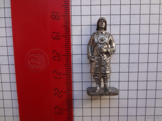 Солдатик с мечом.