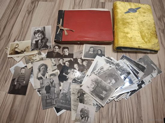 Два старых альбома и много фото (30-90-е)