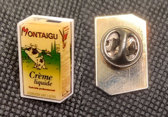 Корова. Тетрапак сливки. Монтегю. Франция