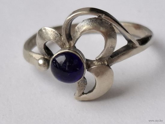Кольцо с камнем синего цвета. Размер 18.  Мельхиор