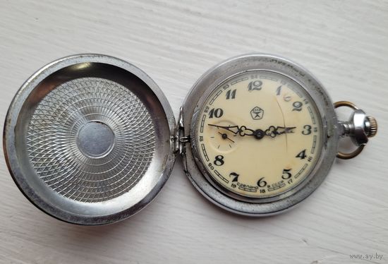 Карманные часы Молния.Не на ходу.