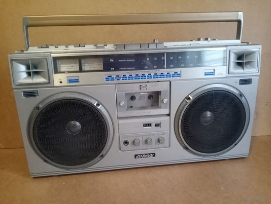 Магнитола Viktor (JVC) RC-M70 100 вольт. Нуждается в профилактике. Не рабочая !!!