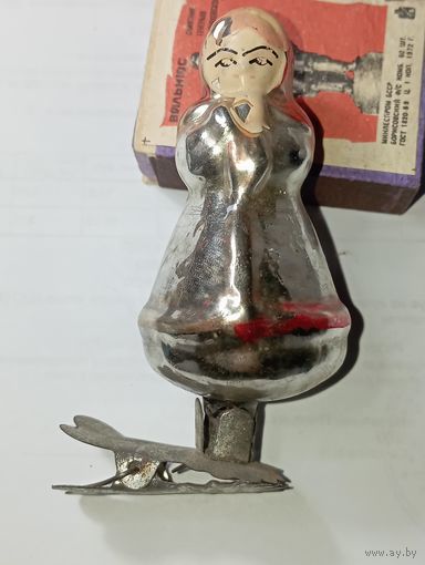 Игрушка на ёлку ,  Настенька , винтаж , стекло , СССР .