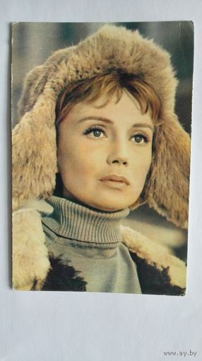 Актриса Е. Добронравова