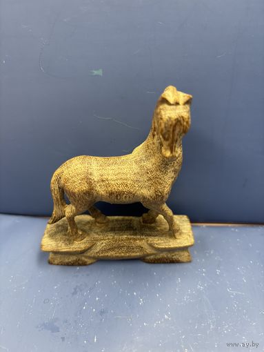 Статуэтка бегущая лошадь конь