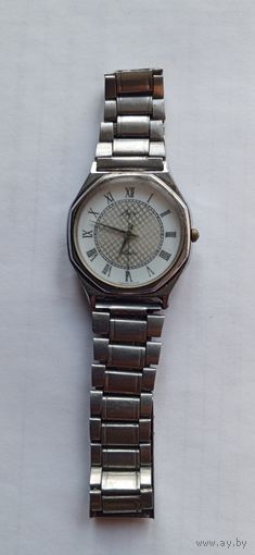 Часы Луч Кварц