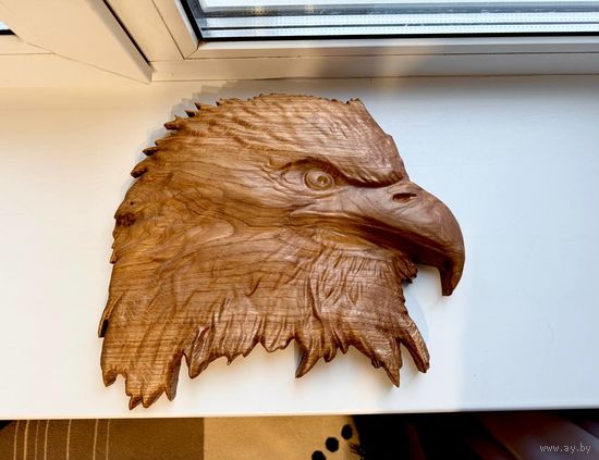 Большое панно из дуба Орел