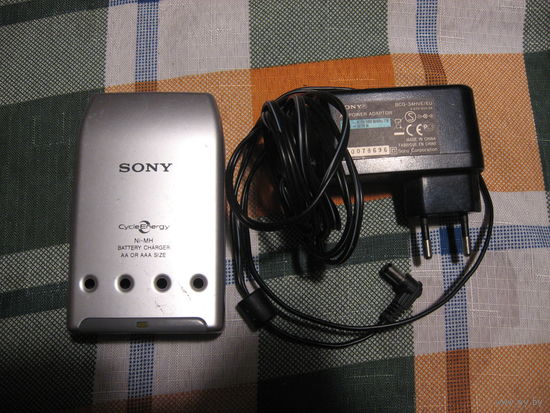 Зарядное устройство SONY Cycle Energy Ni-MH для аккумуляторов AA AAA