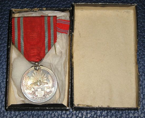 Япония, Медаль Красного Креста, Серебро, супер-сохран !