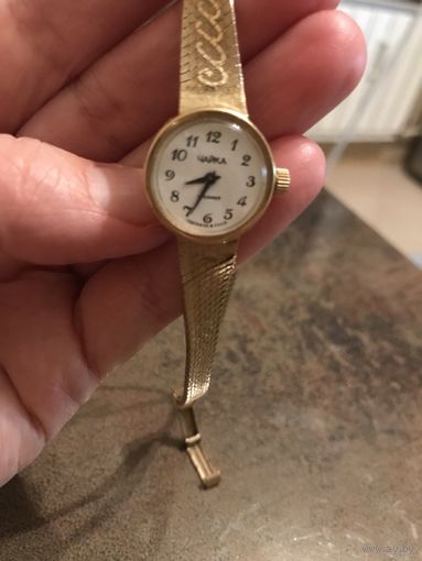 Часы Чайка СССР 17 камней позолоченные женские