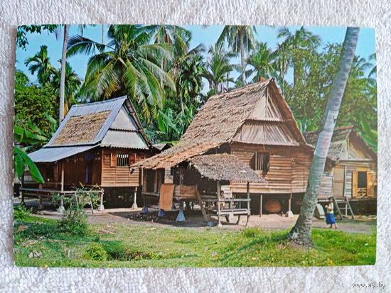 Этнография. Малайзия, Малакка. Типичный малайский дом кампонг
