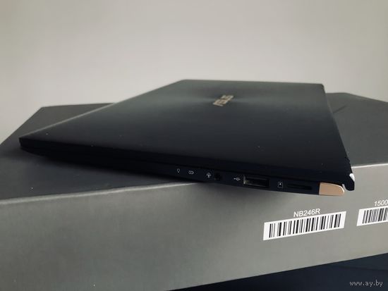 Ноутбук ASUS zenbook