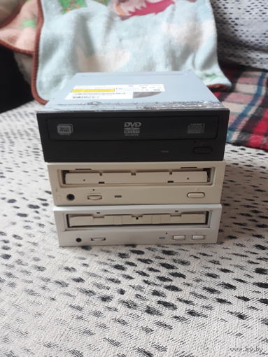 Приводы DVD/CD, CD-RW/DVD-ROM, CD-ROM